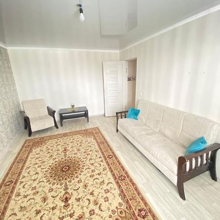 2-Х Комнатная Квартира Напротив Аквапарка Aktobe Exterior foto